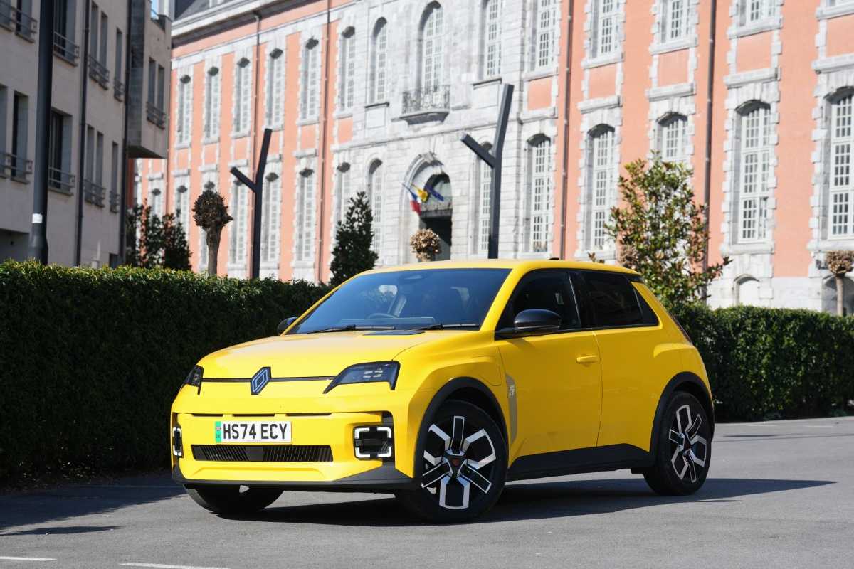 Renault may cut prices of the 4, 5 and Twingo if EU approves new E-Car category