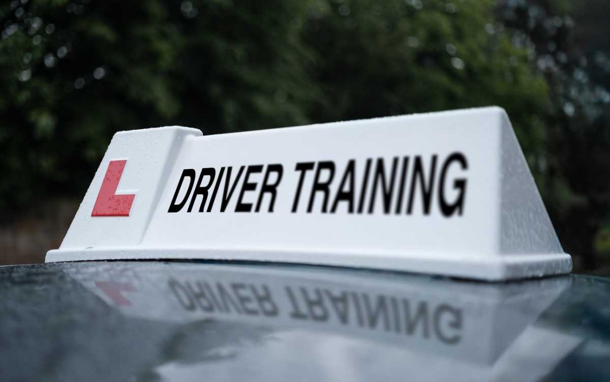 Government calls in the military to tackle the driving test backlog
