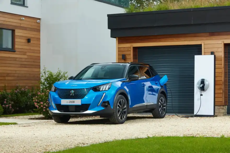 Government announces £1.5bn package to boost UK’s switch to electric vehicles