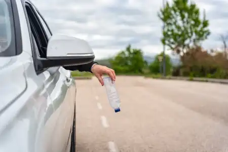 Littering on UK roads is getting worse, AA warns - and one region stands out as the worst