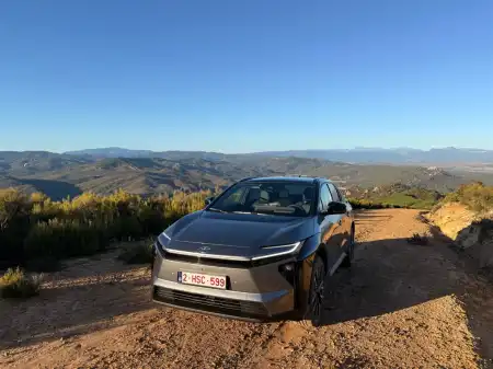 Toyota bZ4X 2025 (2025 - )