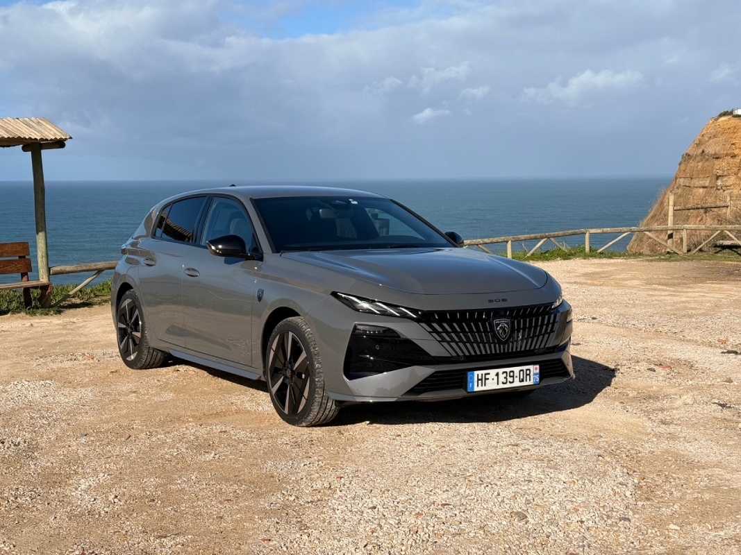 Peugeot E-308 (2023 - 2026)