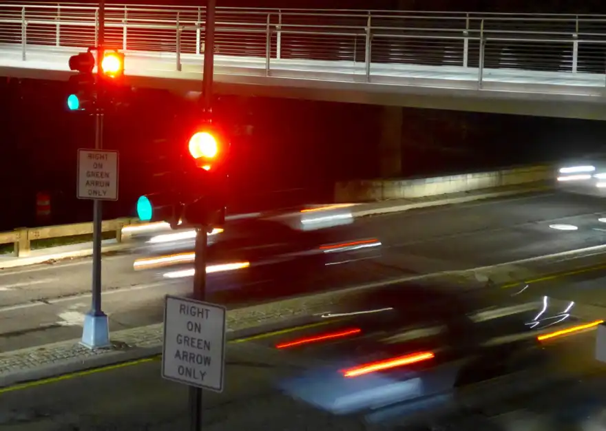 Over 1,500 UK drivers convicted of repeated red light offences