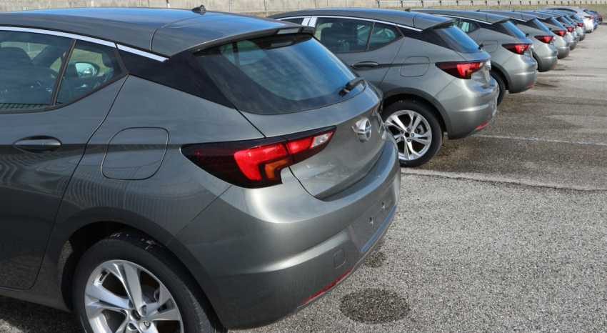 UK’s favourite car colour? Still grey in 2025