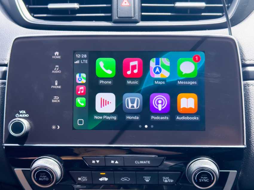 Apple CarPlay video streaming revealed in major UK update