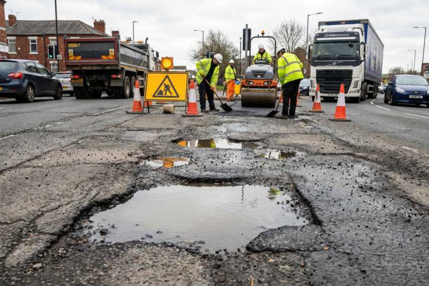 UK pothole crisis: AA reports record breakdown surge