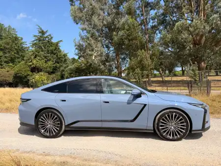Lexus ES (2026 - )