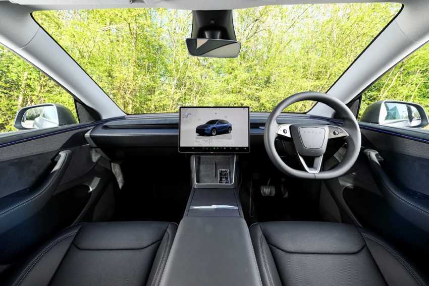 Five most distracting car touchscreens ranked – Is yours a hazard?