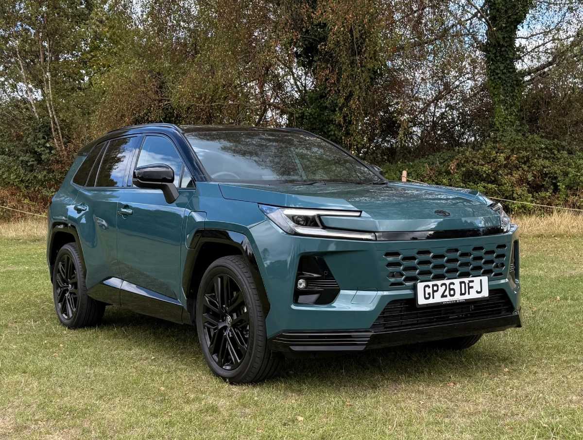 Toyota RAV4 2026 (2026 - )