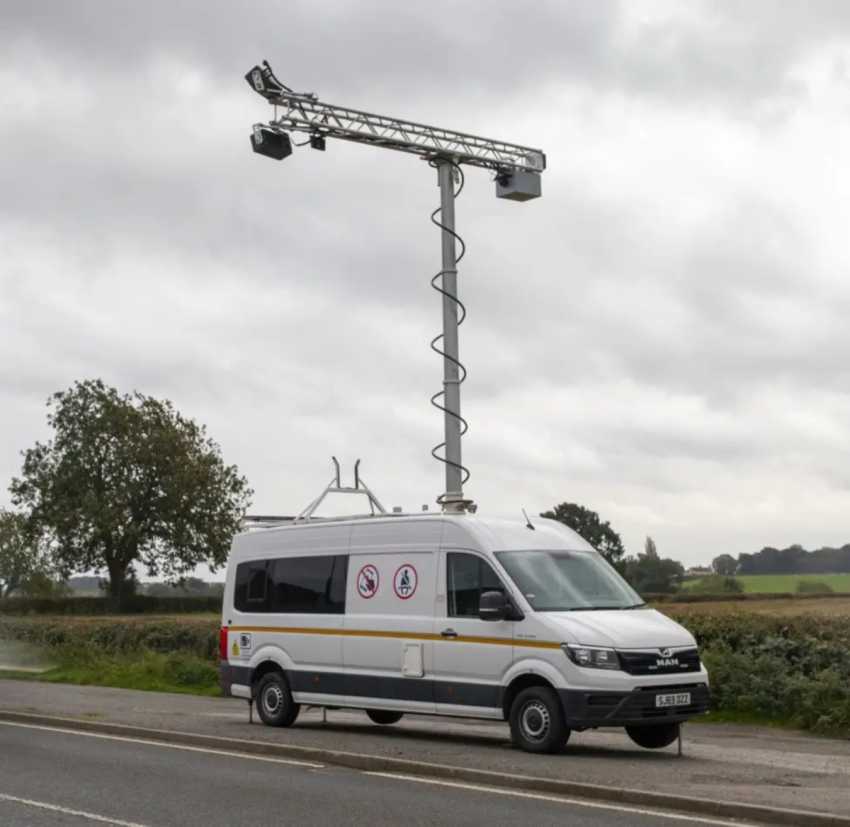 AI cameras expose thousands of driving offences