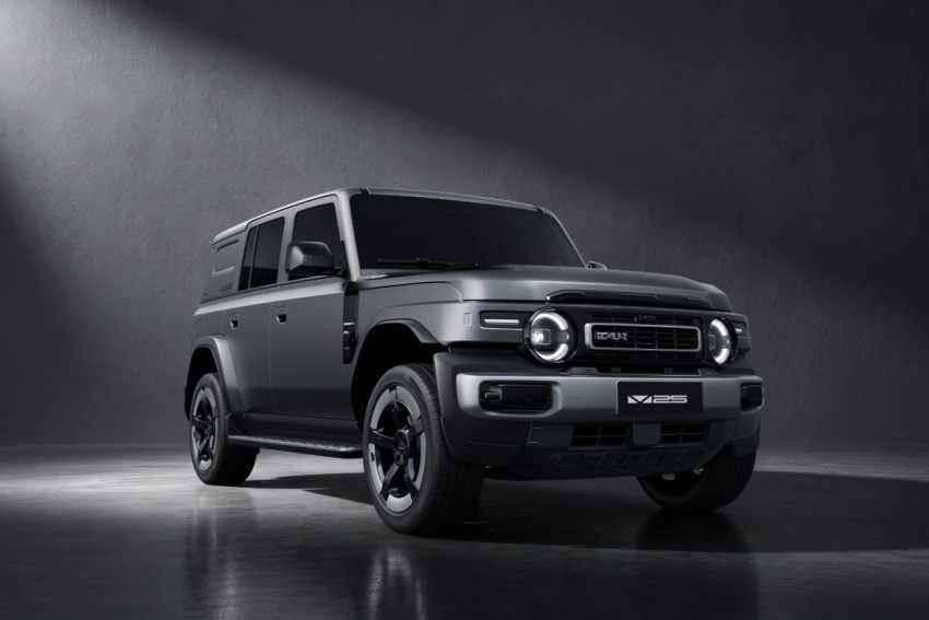 Can the iCaur V27 really take on the Land Rover Defender?