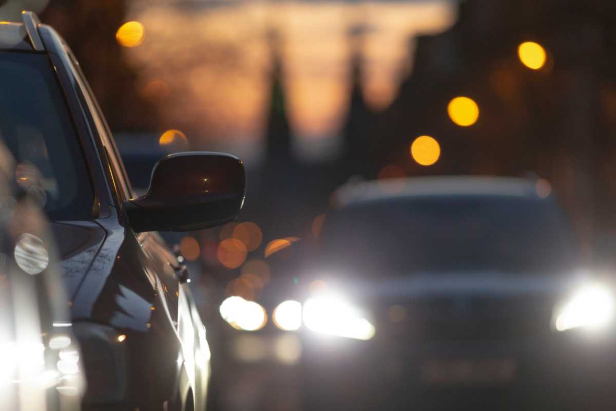 Are big SUVs to blame for blinding headlights?
