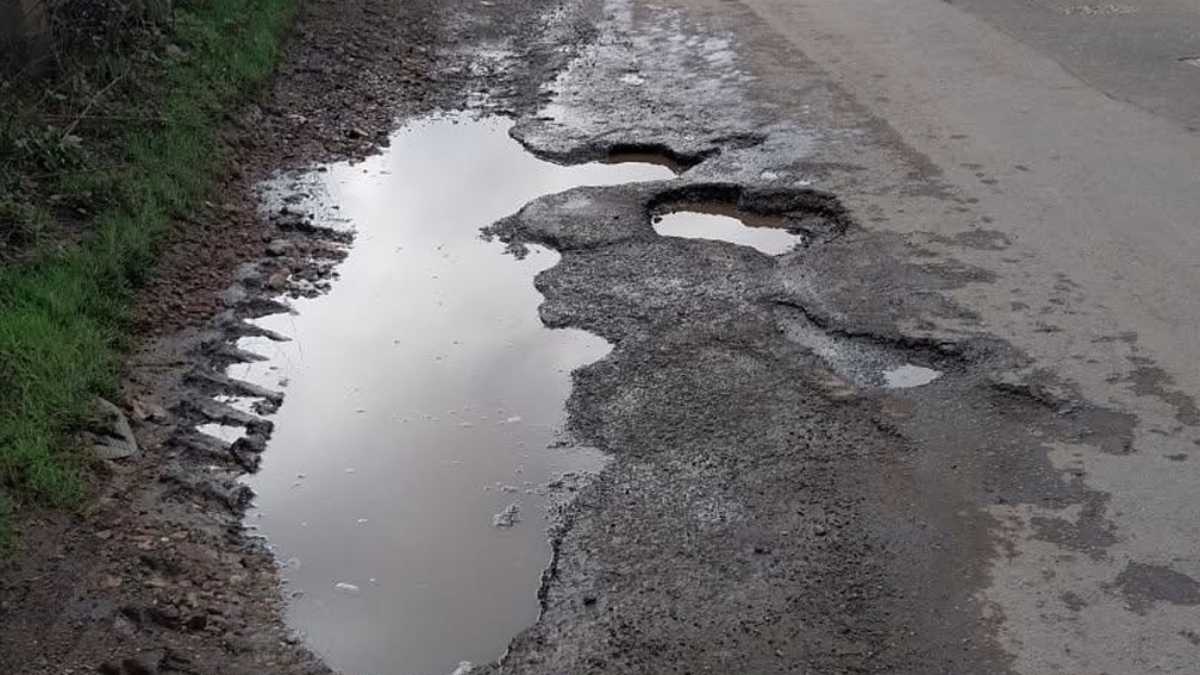 127 complaints and 98 potholes on road where two teens died