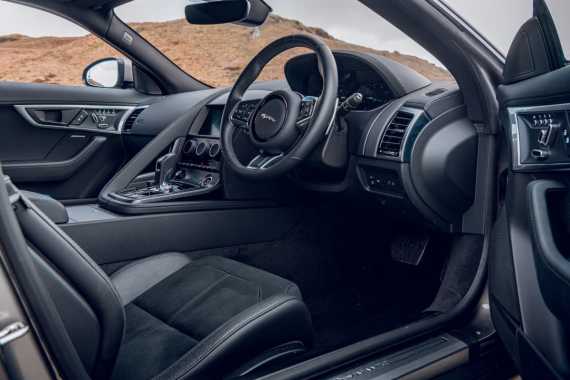 Jaguar F-Type Coupe 450ps First Edition 2020 Review