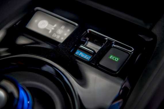 Nissan Leaf 2020 Review