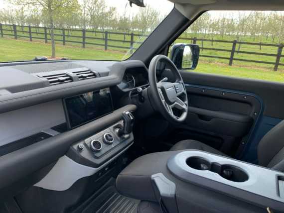Land Rover Defender 90 Hard Top