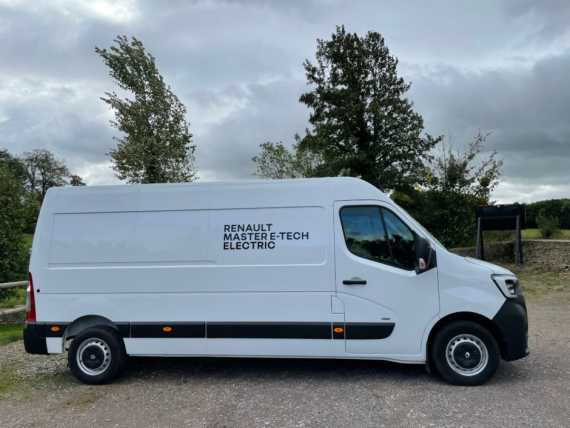 Renault Master E-Tech Electric