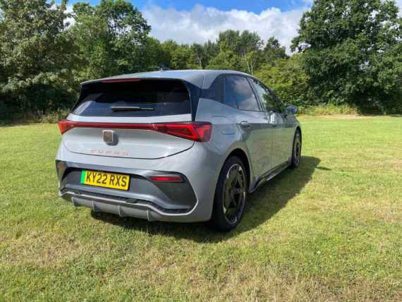 CUPRA Born 58kWh V3 204PS