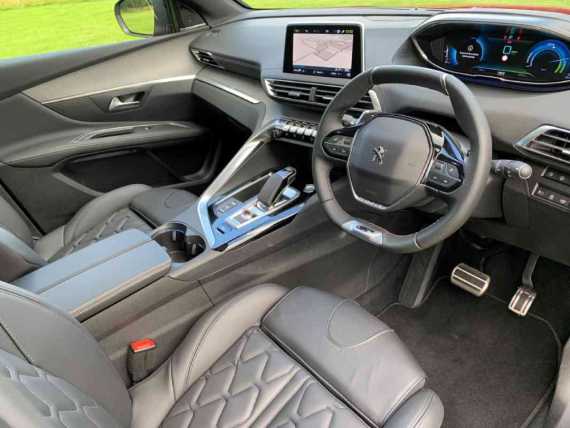 Peugeot 3008 GT Hybrid4 (4WD) 300 EAT8