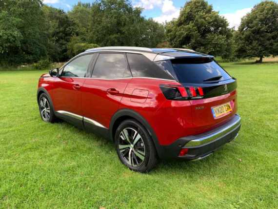 Peugeot 3008 GT Hybrid4 (4WD) 300 EAT8