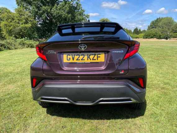 Toyota C-HR GR Sport 2.0 Hybrid