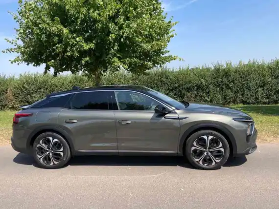 Citroen C5 X Shine Plus Plug-in Hybrid 225