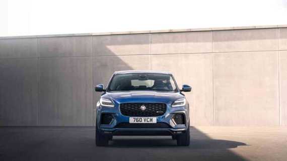 Jaguar E-Pace P300