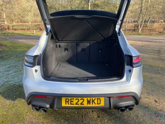Porsche Macan T