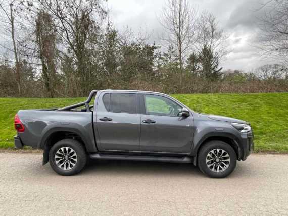 Toyota Hilux GR Sport Double Cab