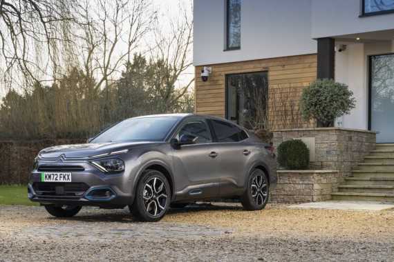 Citroen e-C4 X Review