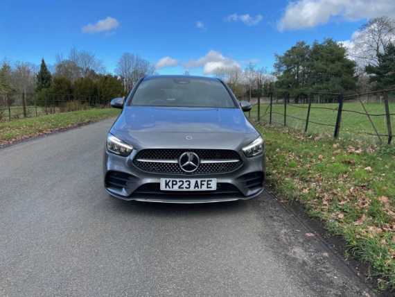 Mercedes B 200 d AMG Line Executive