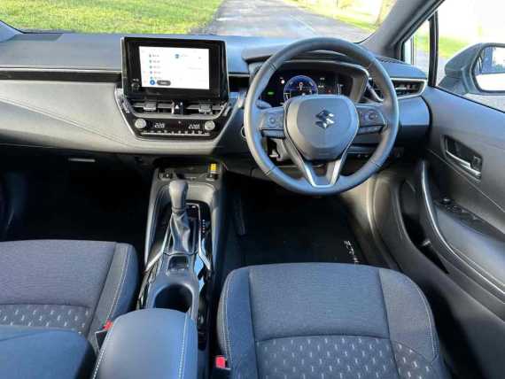 Suzuki Swace