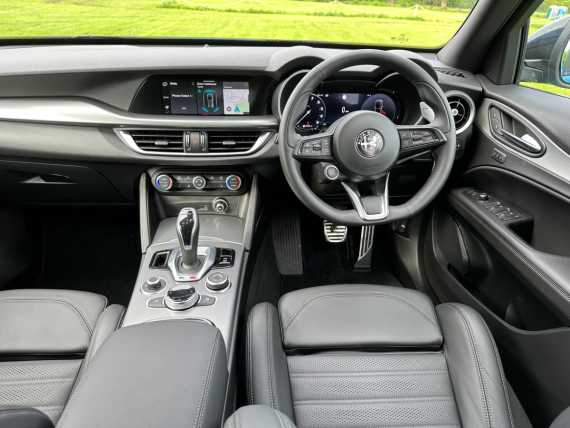 Alfa Romeo Stelvio Veloce