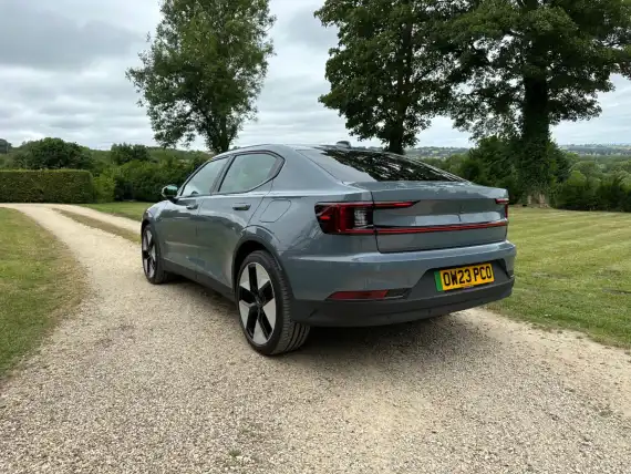 Polestar 2 2024