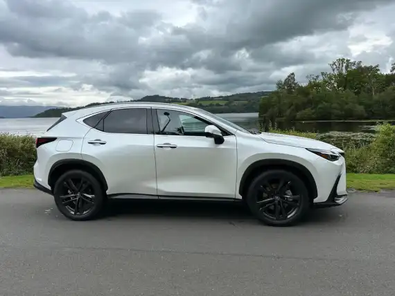 Lexus NX 450h