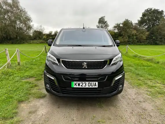 Peugeot e-Traveller