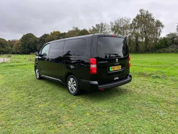 Peugeot e-Traveller