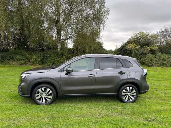Suzuki S Cross