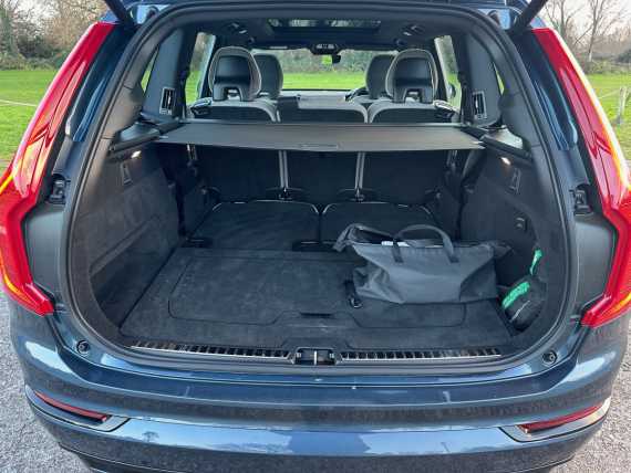 Volvo XC90 Recharge Plug-in Hybrid