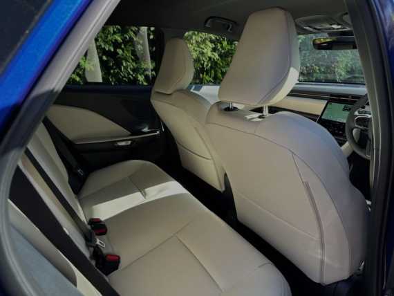 Lexus LBX