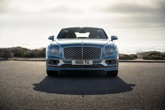 Bentley Flying Spur Hybrid Mulliner