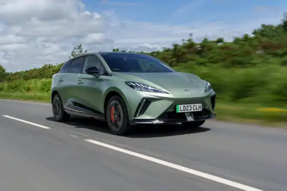 MG4 EV XPower