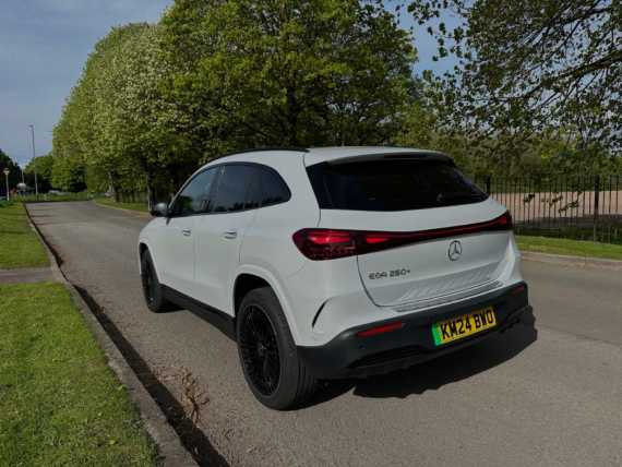 Mercedes-Benz EQA 250+ AMG Line Premium Plus