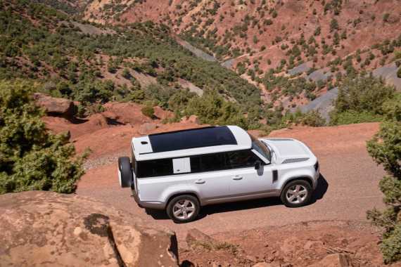 Land Rover Defender 130 V8 review
