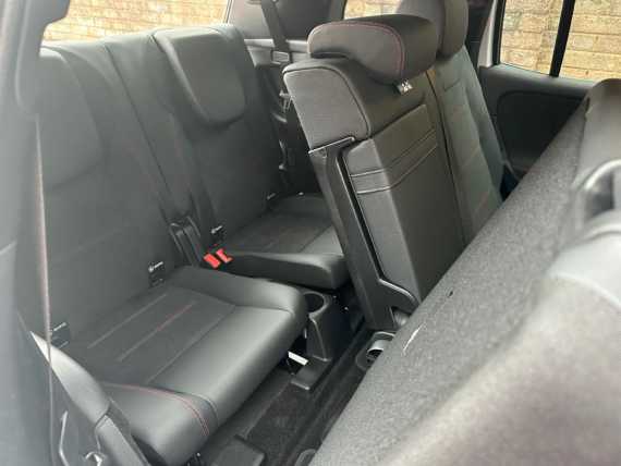 Mercedes-Benz EQB 250+ AMG Line Executive