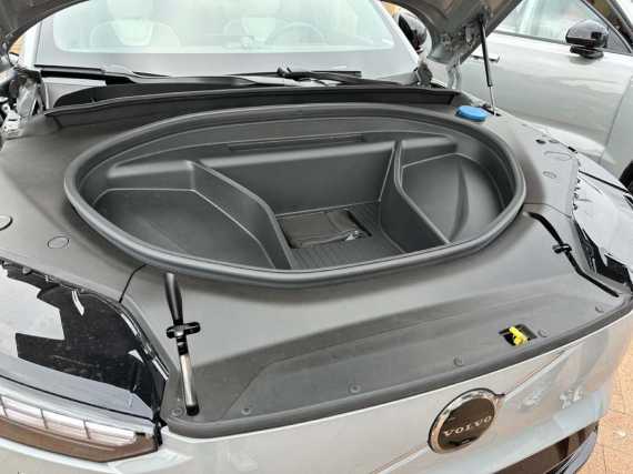 Volvo EX90