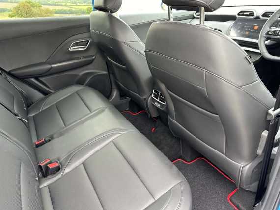 MG ZS Hybrid+