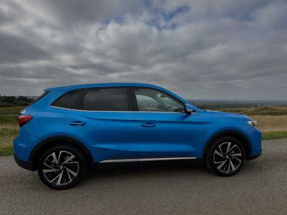 MG ZS Hybrid+