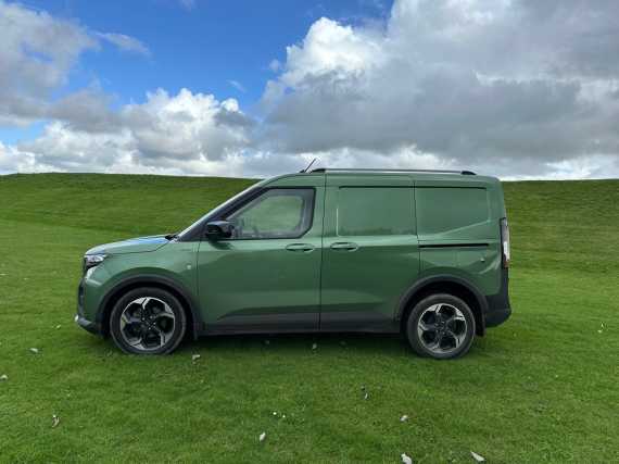 Ford Transit Courier Van