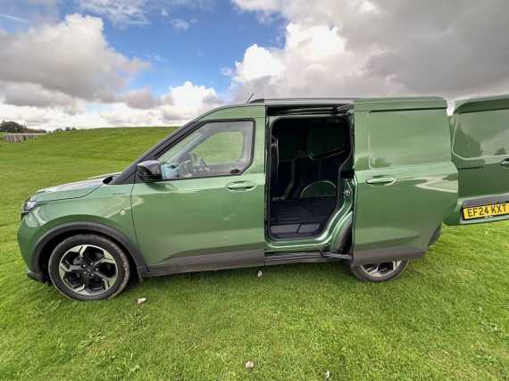 Ford Transit Courier Van